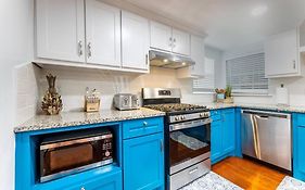 5/3 With A Heated Pool 2 Min From Beach, Updated